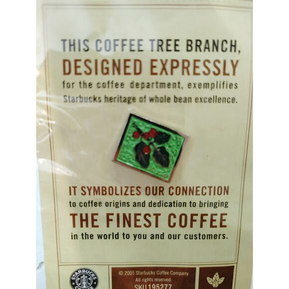 2005 Starbucks Award Pin Tree Branch Holly Berry New, Sealed Passport Partner - Picture 1 of 3